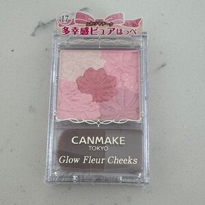 Canmake Glow Fleur Cheeks 17